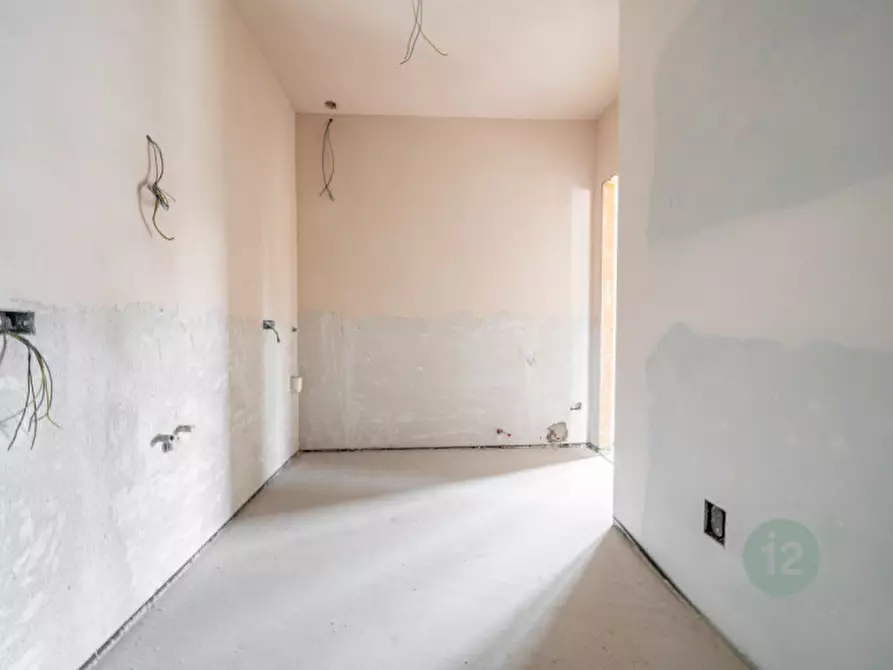 Immagine 9 di Appartamento in vendita  in Viale Cesare Battisti 1 a Correggio