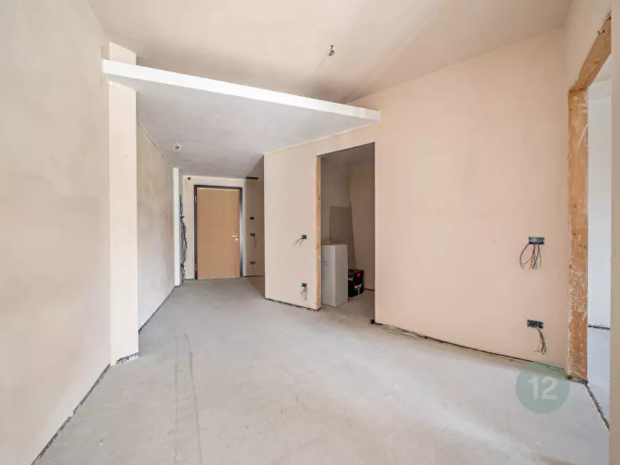 Immagine 17 di Appartamento in vendita  in Viale Cesare Battisti 1 a Correggio