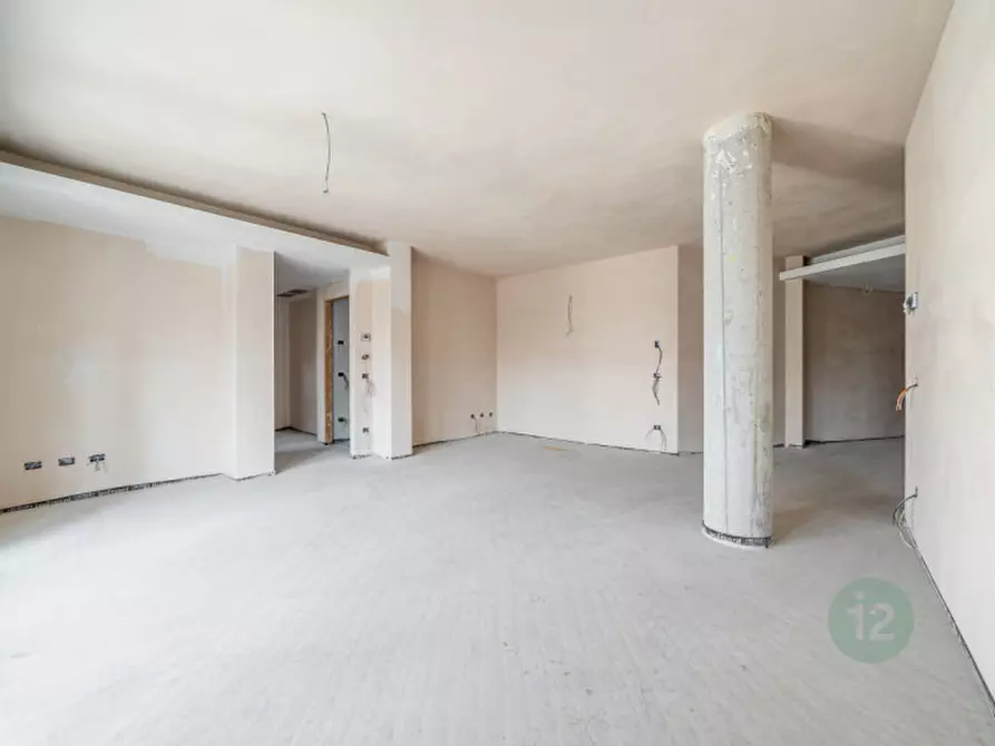 Immagine 21 di Appartamento in vendita  in Viale Cesare Battisti 1 a Correggio