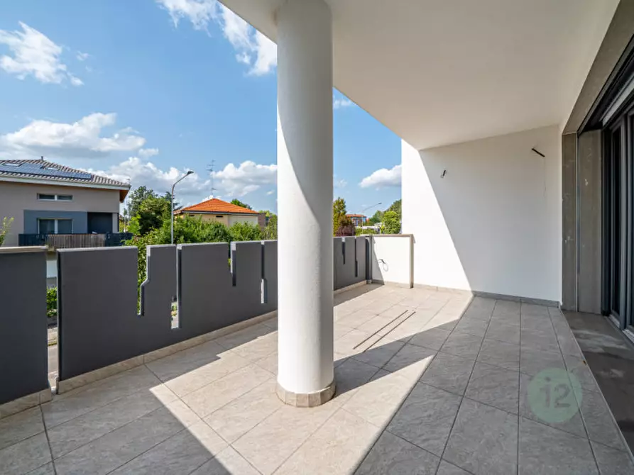 Immagine 24 di Appartamento in vendita  in Viale Cesare Battisti 1 a Correggio