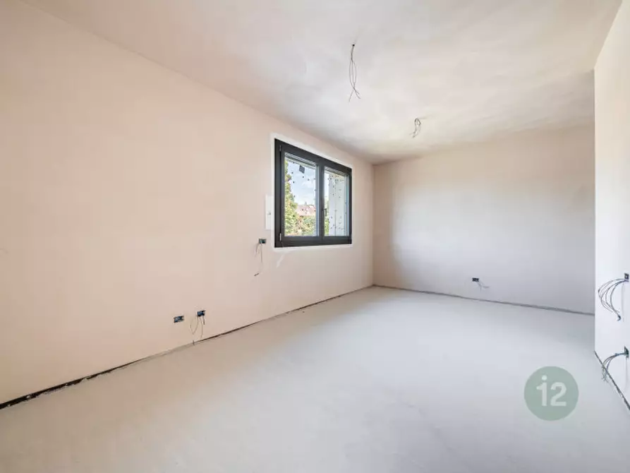 Immagine 27 di Appartamento in vendita  in Viale Cesare Battisti 1 a Correggio