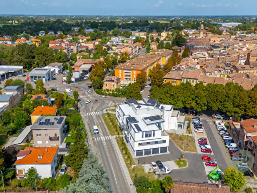 Immagine 38 di Appartamento in vendita  in Viale Cesare Battisti 1 a Correggio