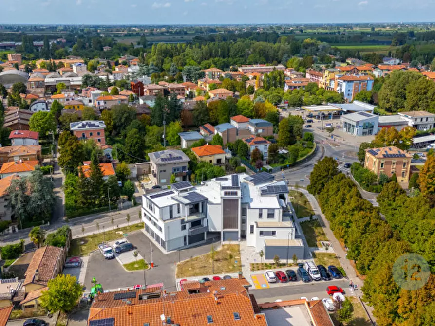 Immagine 45 di Appartamento in vendita  in Viale Cesare Battisti 1 a Correggio