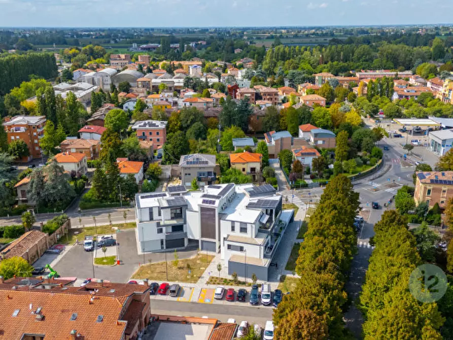 Immagine 47 di Appartamento in vendita  in Viale Cesare Battisti 1 a Correggio