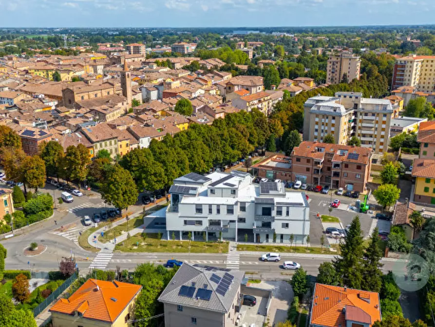 Immagine 60 di Appartamento in vendita  in Viale Cesare Battisti 1 a Correggio