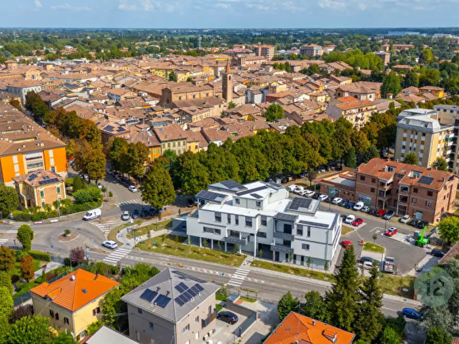 Immagine 61 di Appartamento in vendita  in Viale Cesare Battisti 1 a Correggio