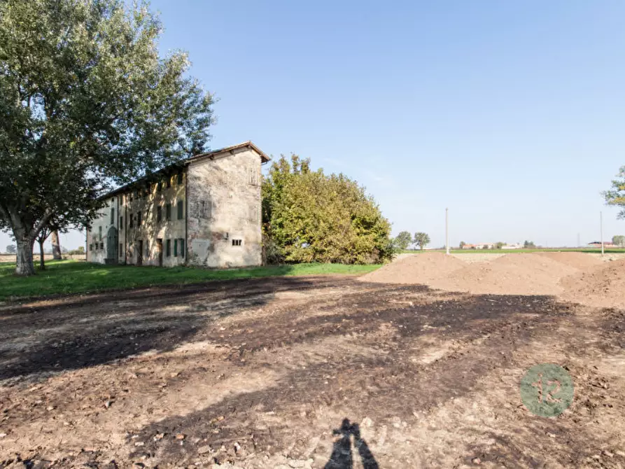 Immagine 10 di Rustico / casale in vendita  a Correggio