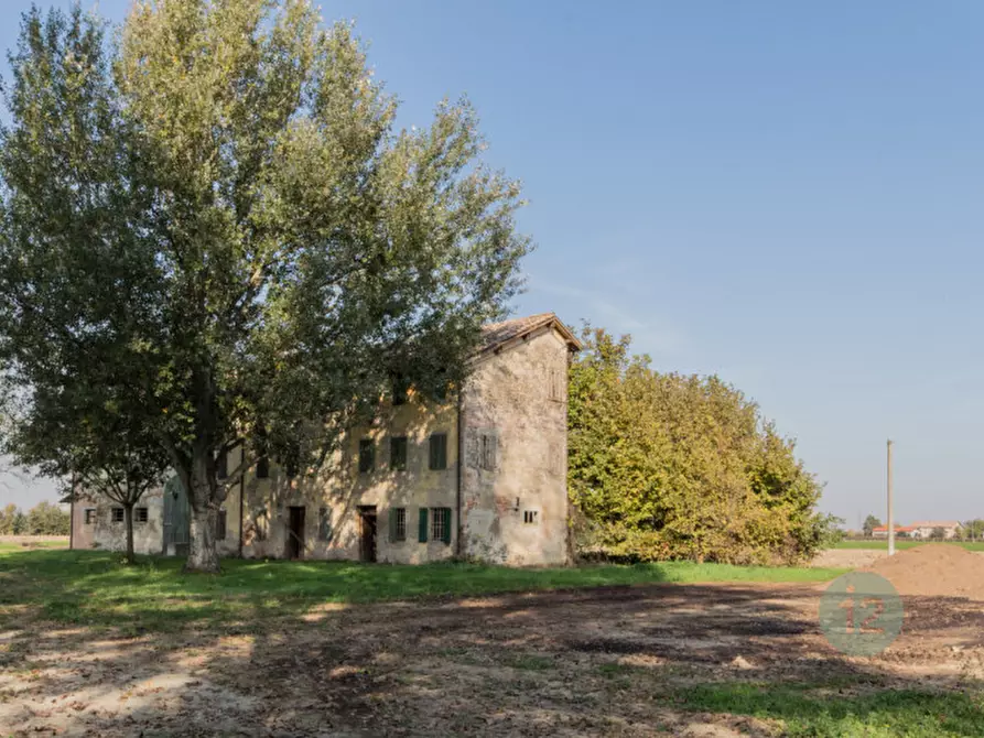 Immagine 12 di Rustico / casale in vendita  a Correggio
