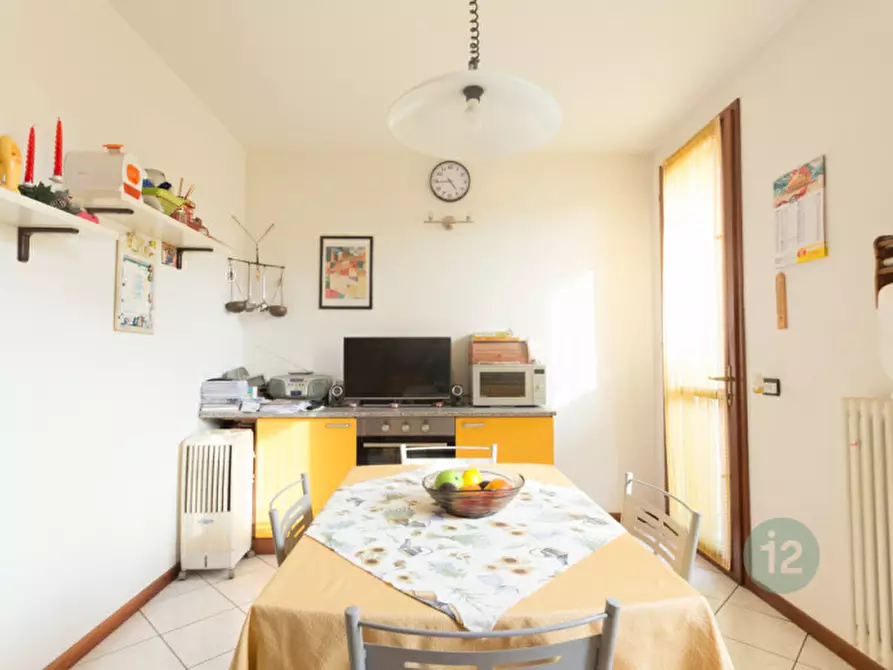 Immagine 5 di Villetta a schiera in vendita  in Via Fratelli Poli 28 a Correggio