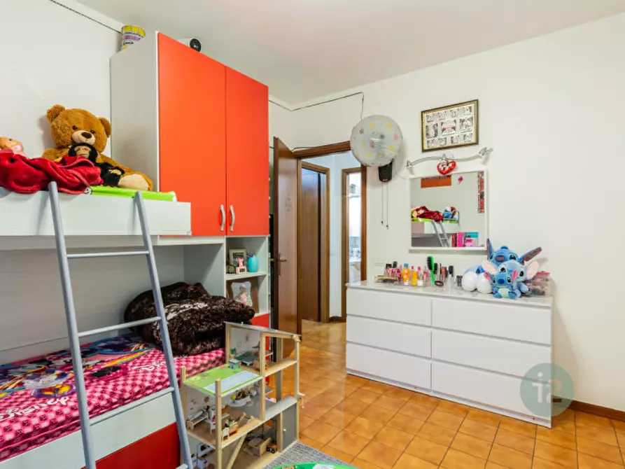 Immagine 17 di Appartamento in vendita  in Via Felice Finzi a Correggio