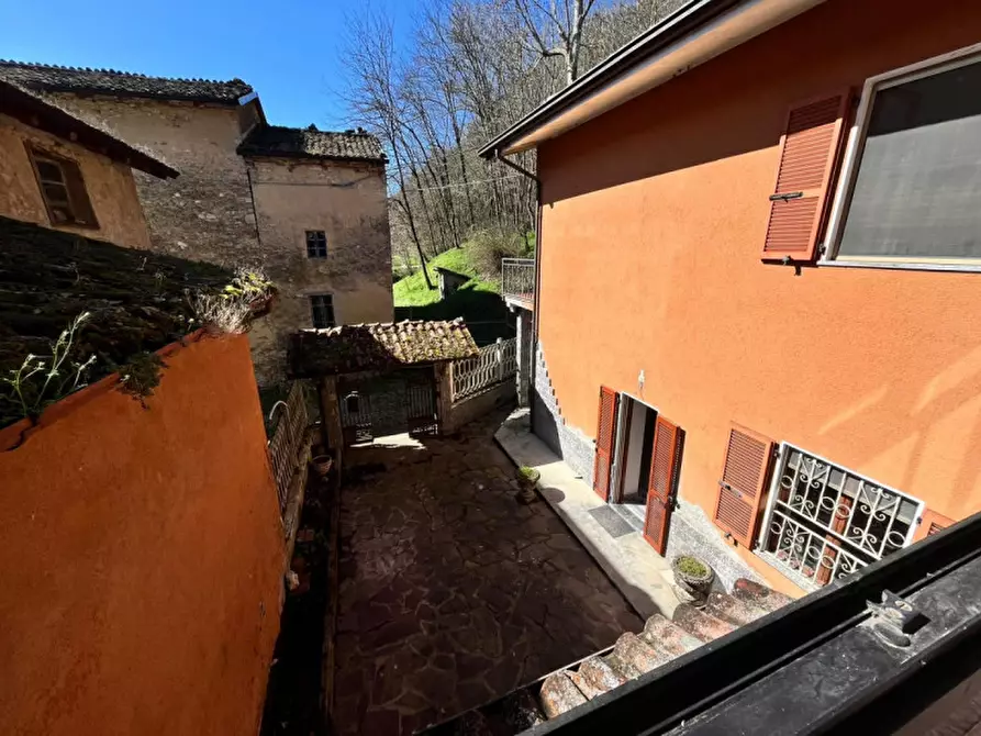Immagine 3 di Casa indipendente in vendita  in via pilligroni a Gropparello