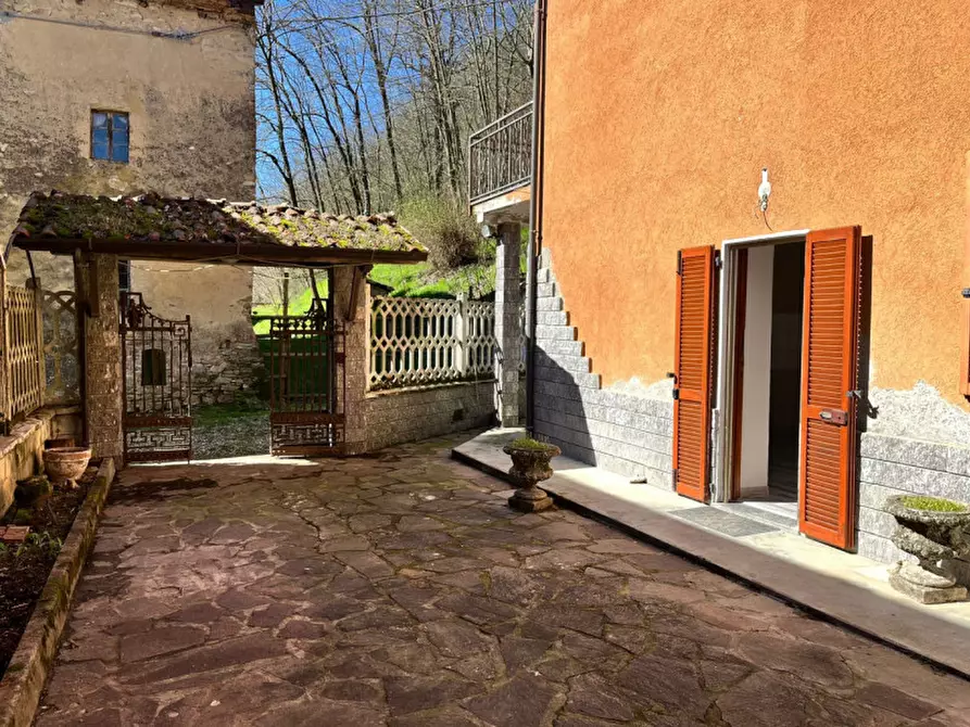 Immagine 4 di Casa indipendente in vendita  in via pilligroni a Gropparello