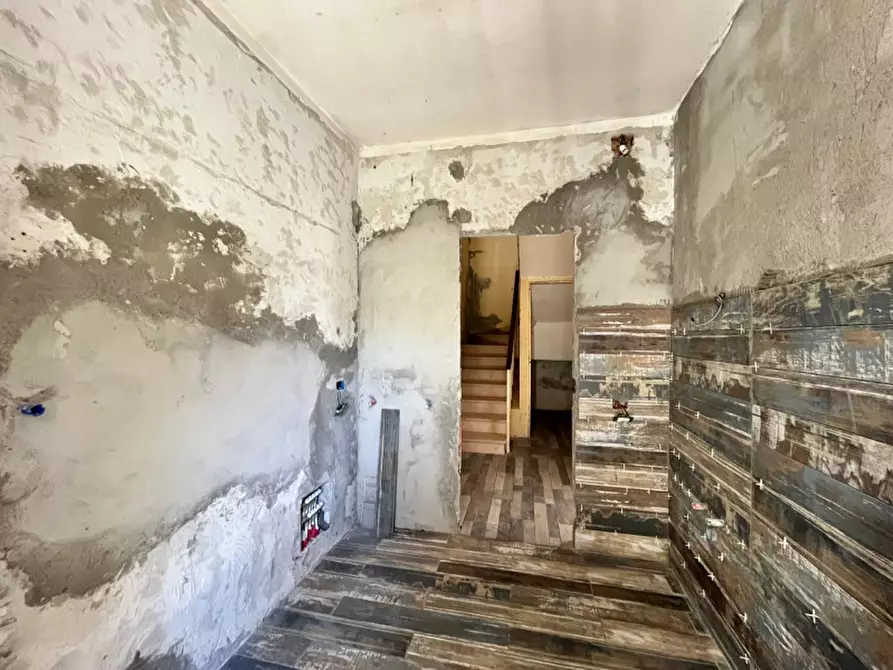 Immagine 9 di Casa indipendente in vendita  in via pilligroni a Gropparello