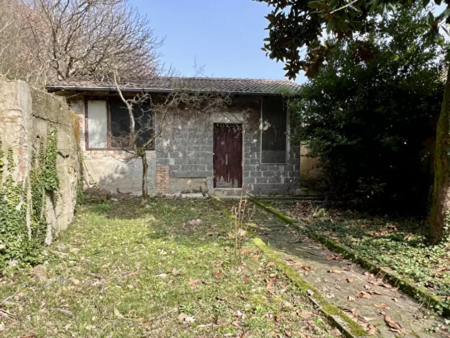 Immagine 29 di Casa indipendente in vendita  in via pilligroni a Gropparello