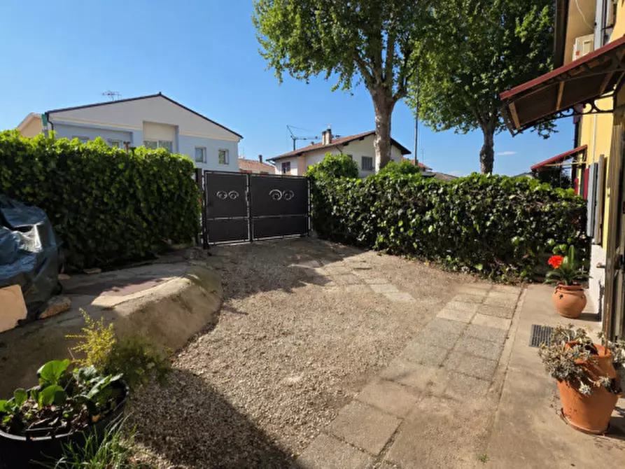 Immagine 2 di Villetta a schiera in vendita  in Via San Pio X a Castelfranco Veneto