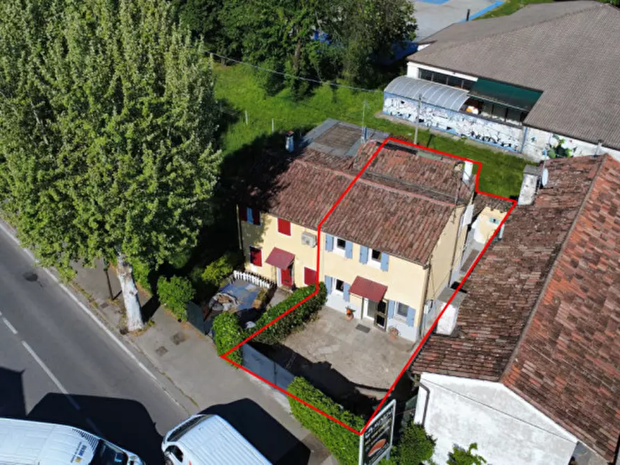 Immagine 4 di Villetta a schiera in vendita  in Via San Pio X a Castelfranco Veneto