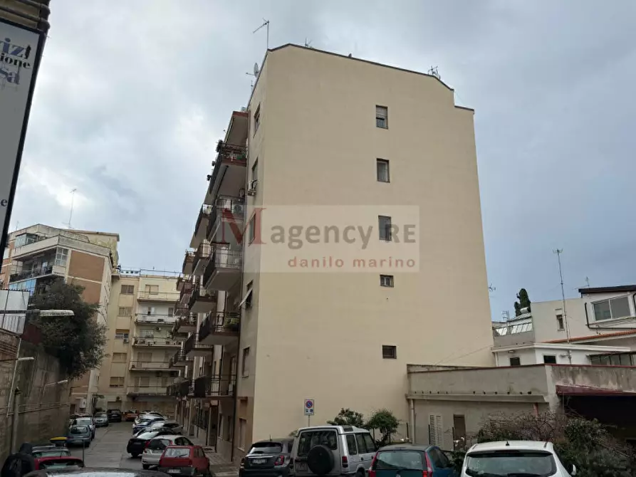 Immagine 22 di Appartamento in vendita  in Via dell'aurora 7 a Reggio Di Calabria