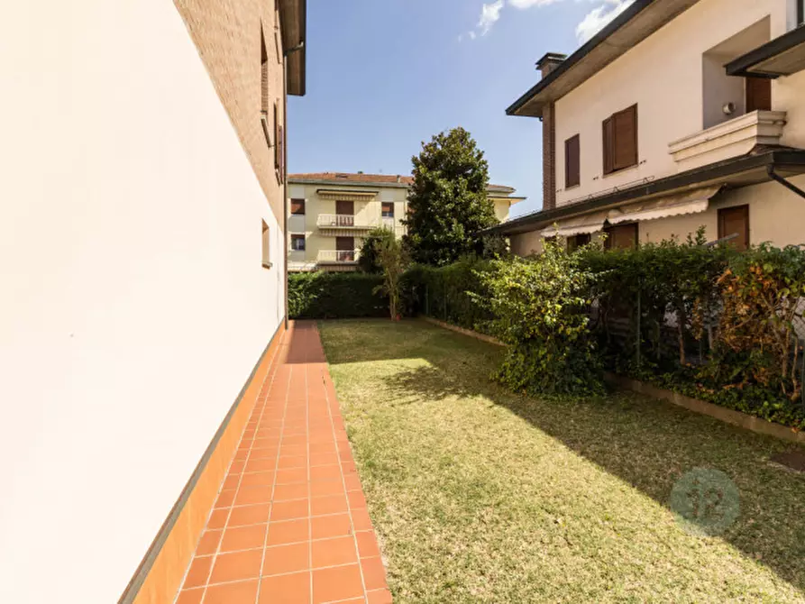 Immagine 4 di Appartamento in vendita  in Via Antonio Allegri 14 a Carpi