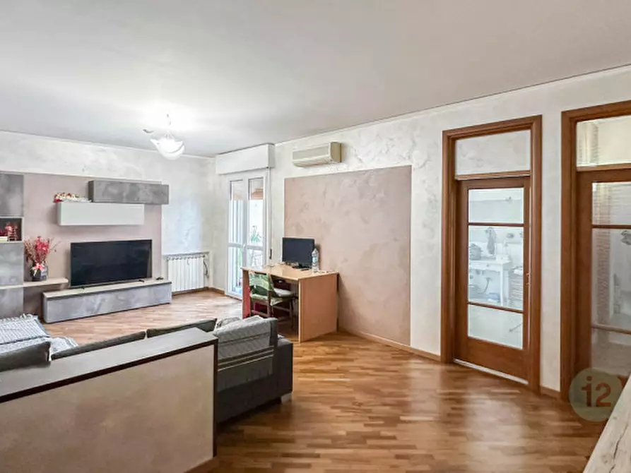 Immagine 9 di Appartamento in vendita  in via Bollitora Interna 101 a Carpi