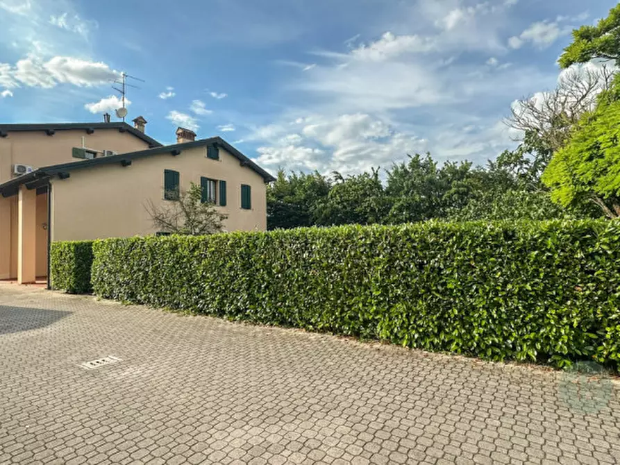 Immagine 7 di Appartamento in vendita  in via Paganelle Guerri 6 a Carpi