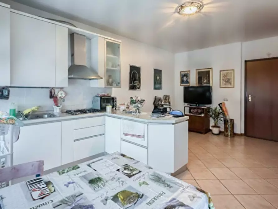 Immagine 1 di Appartamento in vendita  in via Cuneo a Carpi
