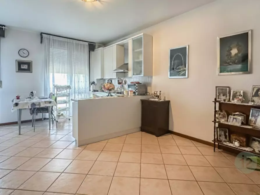 Immagine 9 di Appartamento in vendita  in via Cuneo a Carpi
