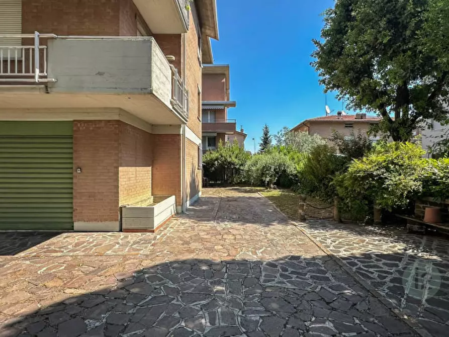 Immagine 9 di Casa bifamiliare in vendita  in Via Cuneo a Carpi