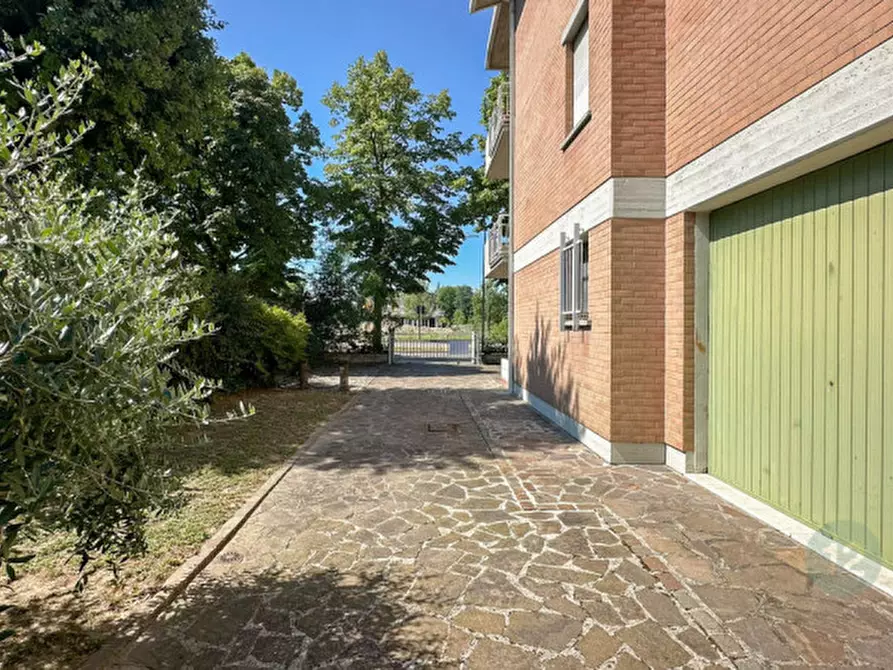 Immagine 13 di Casa bifamiliare in vendita  in Via Cuneo a Carpi