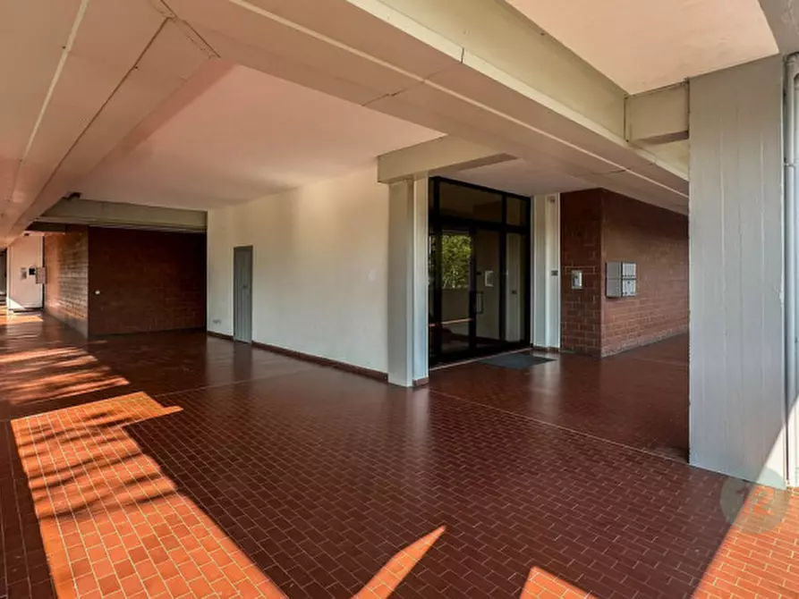 Immagine 2 di Appartamento in vendita  in Via Guernica a Carpi