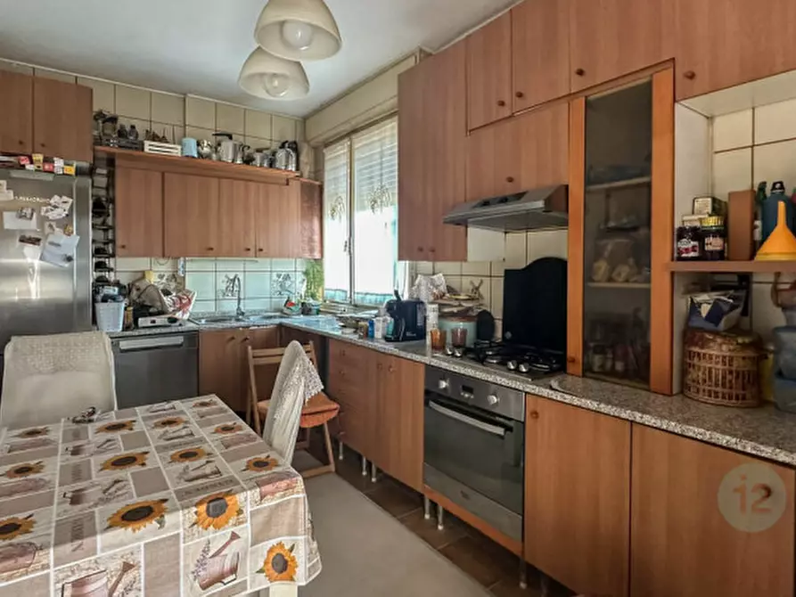 Immagine 11 di Appartamento in vendita  in Via Guernica a Carpi