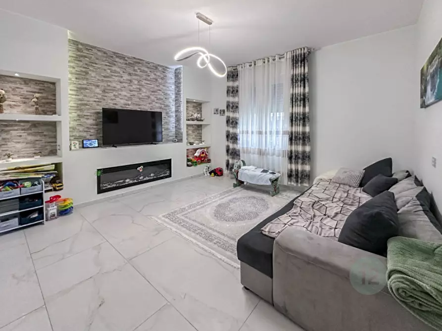 Immagine 16 di Villa in vendita  in Via Marco Polo Esterna a Carpi