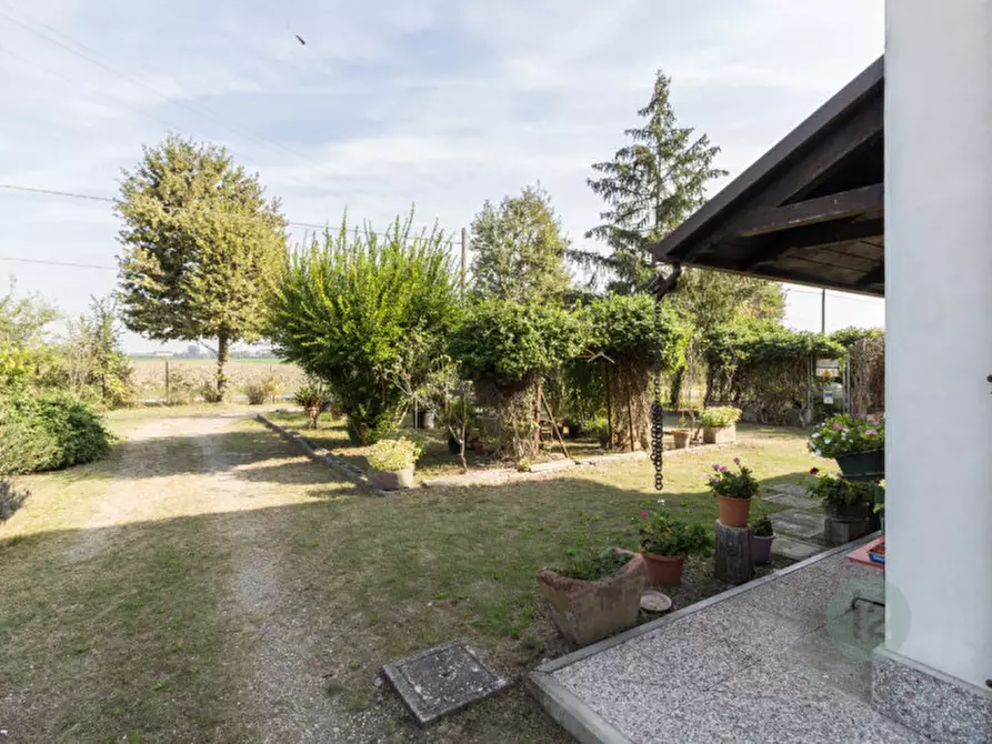 Immagine 7 di Casa indipendente in vendita  in Stradello Fortunata 5 a Carpi