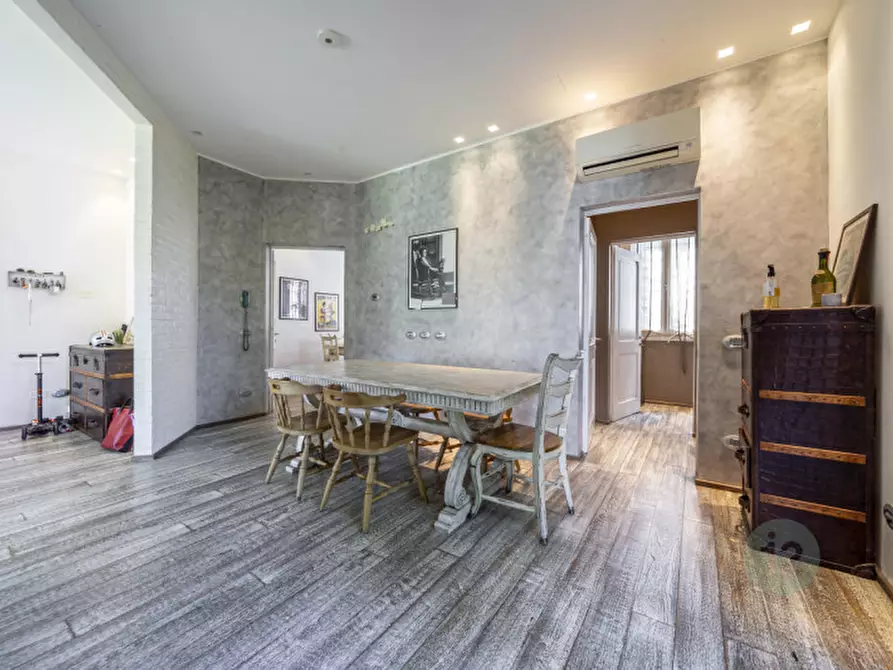 Immagine 8 di Villa in vendita  in via San Giacomo a Carpi