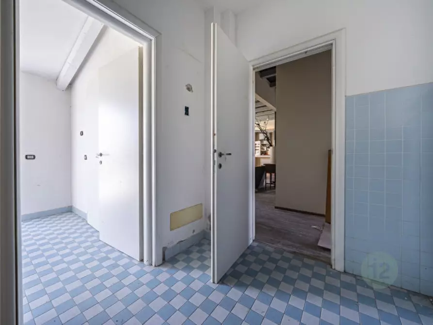 Immagine 31 di Villa in vendita  in via San Giacomo a Carpi
