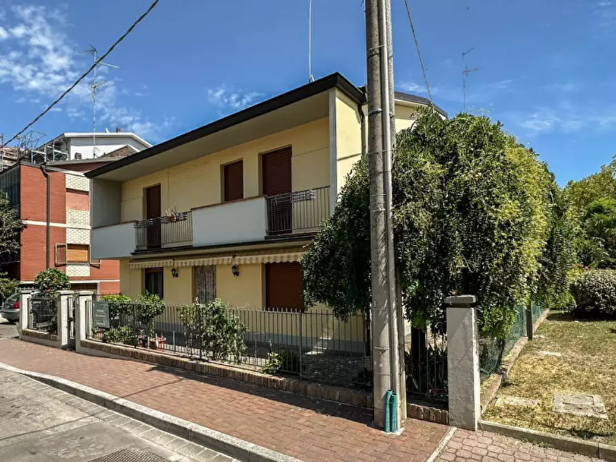 Immagine 40 di Casa indipendente in vendita  in via Marco Polo Interna 39 a Carpi