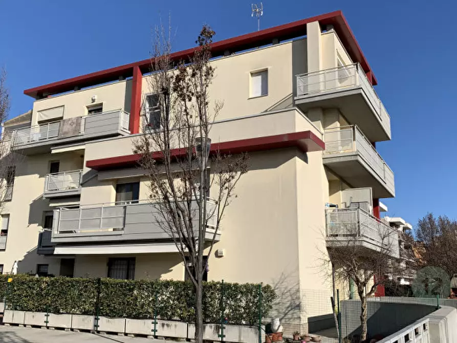 Immagine 2 di Appartamento in vendita  in via Ferruccio Parri a Carpi