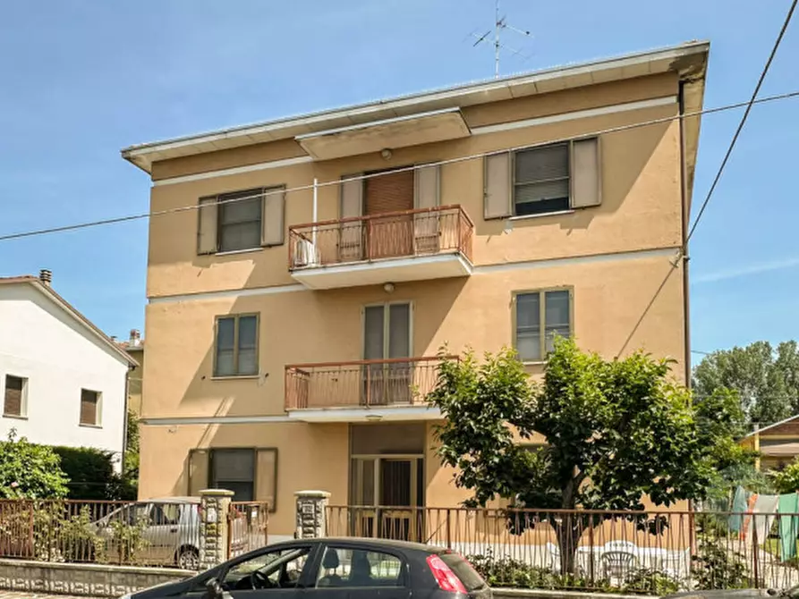 Immagine 3 di Casa trifamiliare in vendita  in via Chiesa di Santa Croce 30 a Carpi