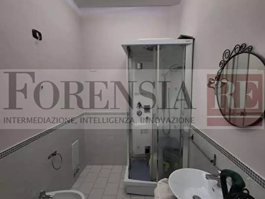 Immagine 11 di Appartamento in vendita  in Viale Medaglie d'Oro, 5 a Caserta