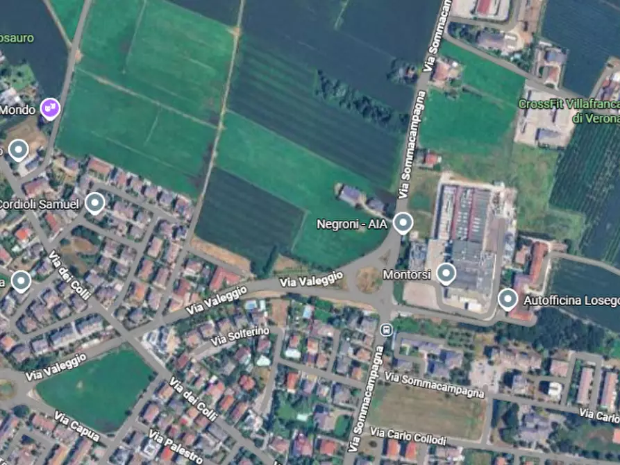 Immagine 1 di Terreno in vendita  a Villafranca Di Verona