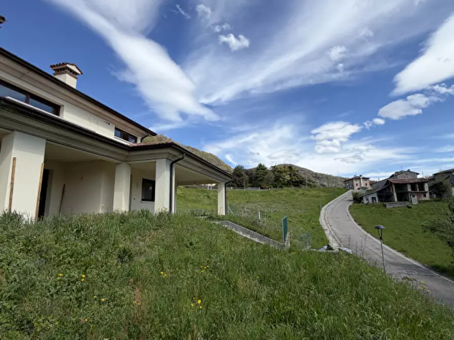 Immagine 8 di Casa bifamiliare in vendita  in Via degli Alpini a Tarzo