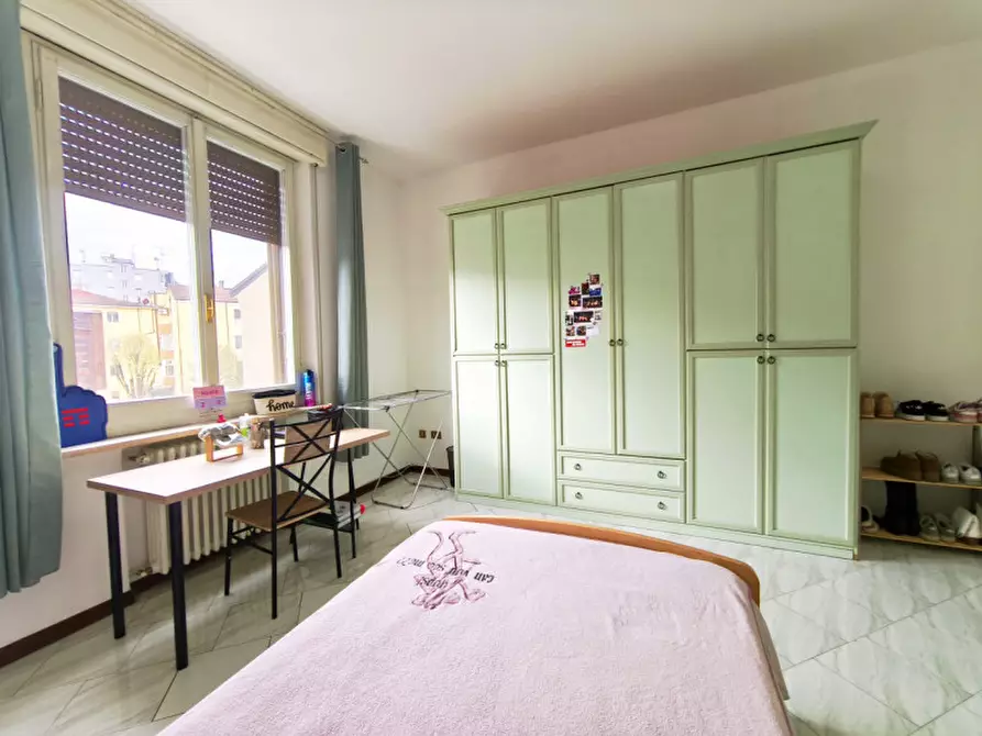 Immagine 10 di Appartamento in vendita  a Ferrara