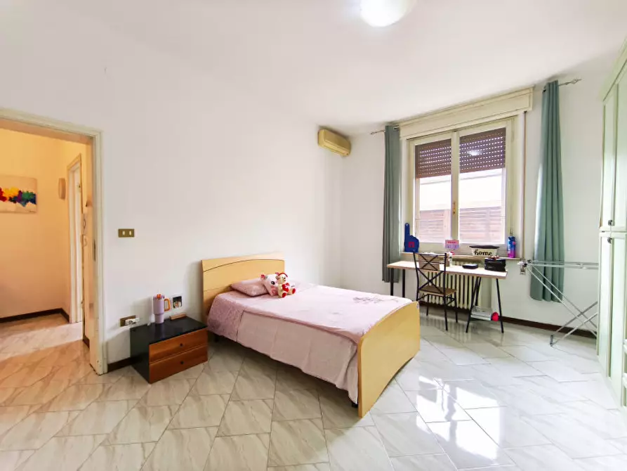 Immagine 11 di Appartamento in vendita  a Ferrara