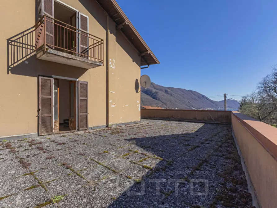 Immagine 3 di Casa indipendente in vendita  in Via Monte Massone, 40 a Omegna