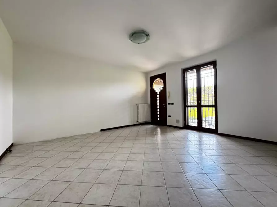 Immagine 6 di Appartamento in vendita  in Via Guglielmo Marconi 166 a Montichiari