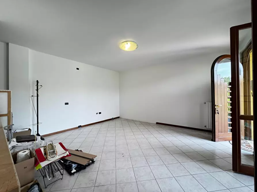 Immagine 7 di Appartamento in vendita  in Via Guglielmo Marconi 166 a Montichiari