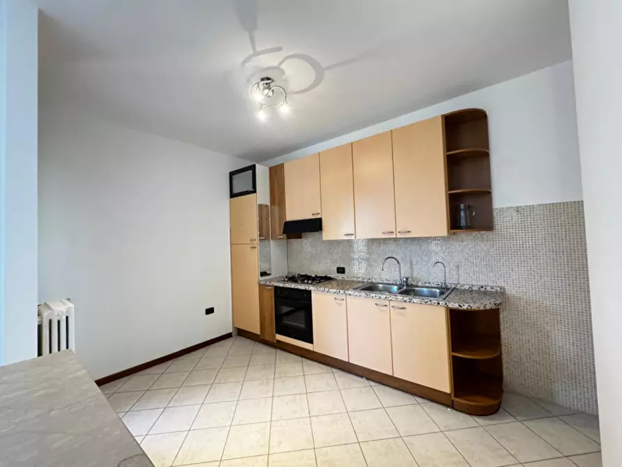 Immagine 11 di Appartamento in vendita  in Via Guglielmo Marconi 166 a Montichiari