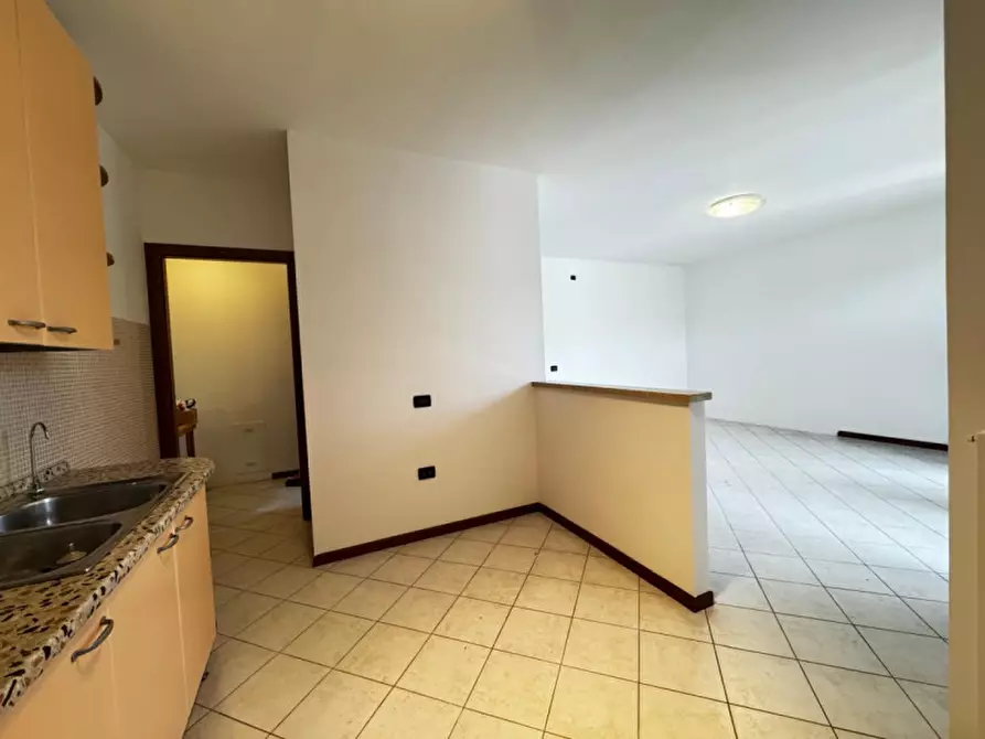 Immagine 12 di Appartamento in vendita  in Via Guglielmo Marconi 166 a Montichiari