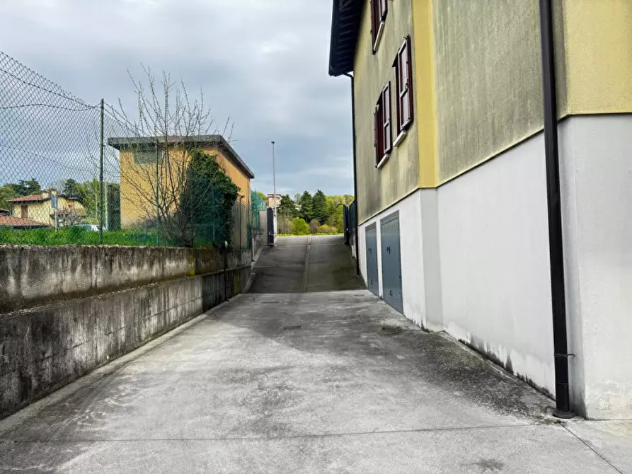 Immagine 29 di Appartamento in vendita  in Via Guglielmo Marconi 166 a Montichiari