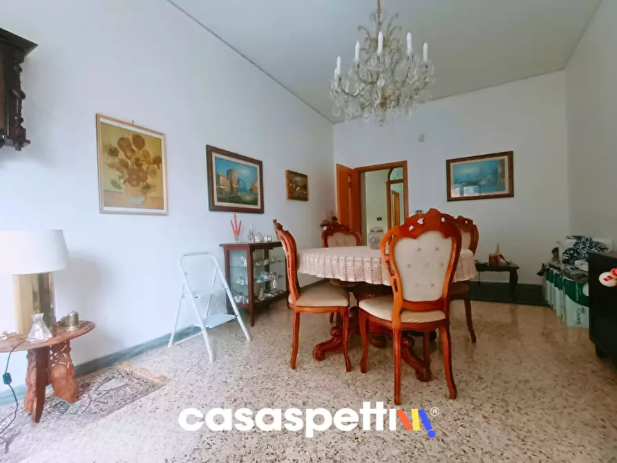 Immagine 1 di Appartamento in vendita  in Via Antonio Barone, 12 a Salerno