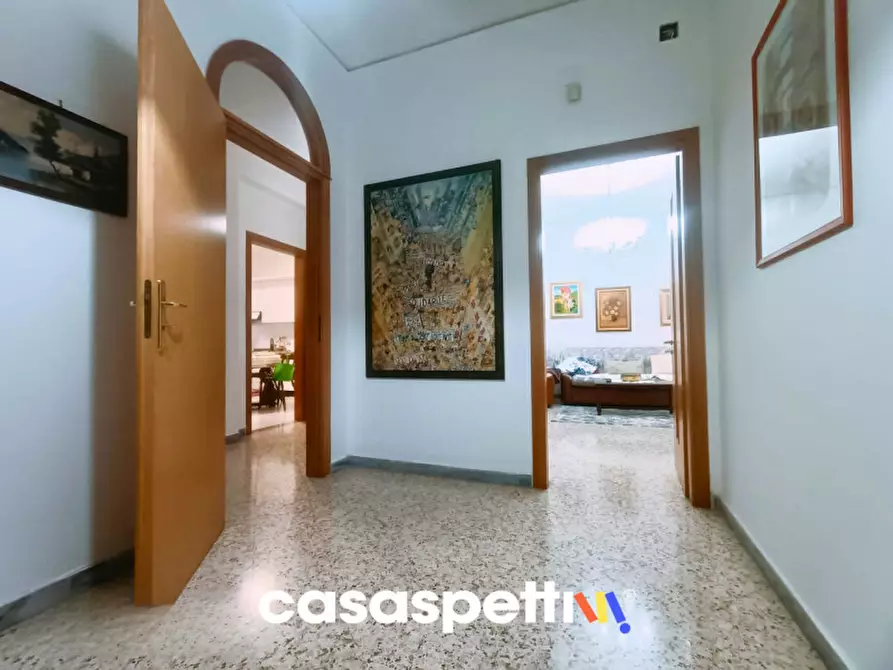Immagine 4 di Appartamento in vendita  in Via Antonio Barone, 12 a Salerno